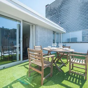 Met Groot Zonneterras Centrum Oostende